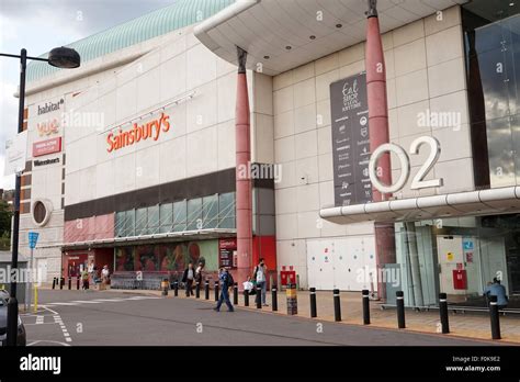 Exterior of the O2 Shopping Centre, Finchley Road, London, UK Stock Photo - Alamy