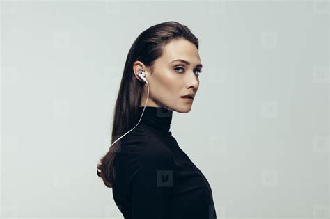 Female secret agent stock photo (152587) - YouWorkForThem