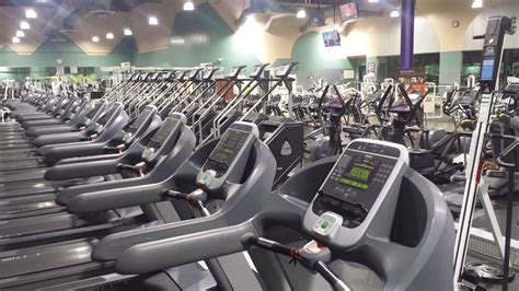 Benjamin Holt Sport Gym in Stockton, CA | 24 Hour Fitness