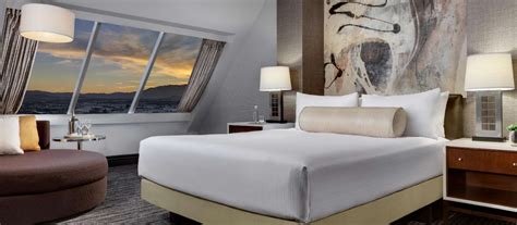 Pyramid Elite Suite at Luxor Hotel Las Vegas | Las Vegas Suites