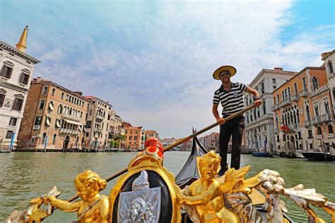 Gondola Ride in Venice: 7 Tips for a Better Experience in 2025