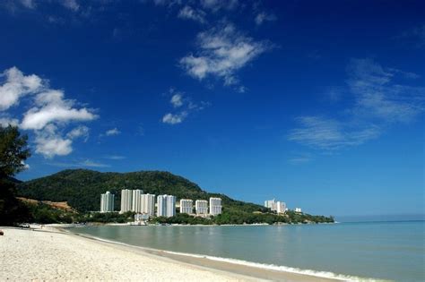 The 7 Best Beaches in Penang, Malaysia