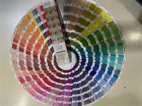 Pantone Color Bridge Uncoated Guide Plus Series GG6104N | RGB, CMYK, HEX, HTML – Design Info