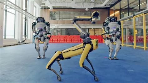 Watch Boston Dynamics robots dance to 'Do you love me' - CNN