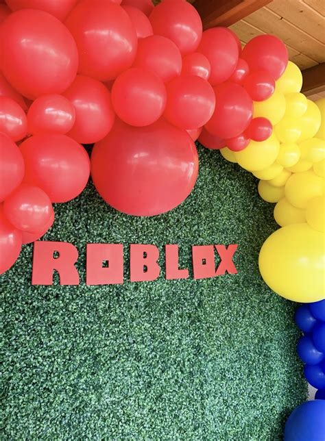 Roblox party decorations in 2020 | Roblox, Party decorations, Party