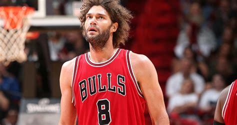 Bulls Robin Lopez Reportedly Wants Buyout But Front Office Won’t Move Him Without Compensation ...