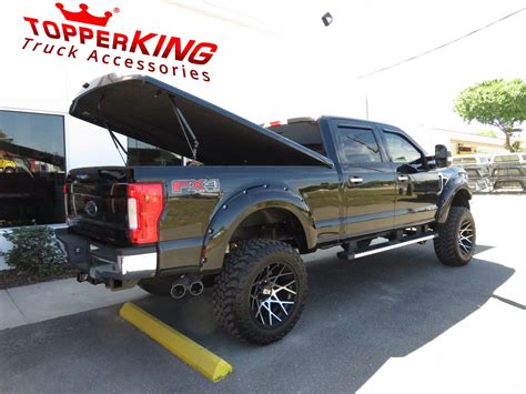 2017 F250 LEER 700 Series Lid and Hitch - TopperKING : TopperKING ...