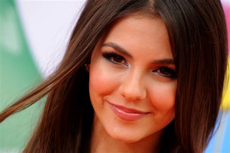 Victoria Justice 3 - Beautiful Female Celebrities Photo (35406240) - Fanpop