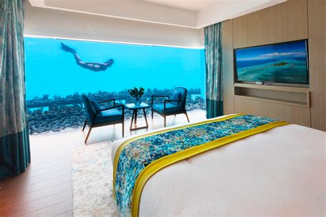 Underwater bedroom Maldives | Pullman Maldives Maamutaa Resort