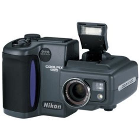 Nikon Coolpix 995 Digital Camera