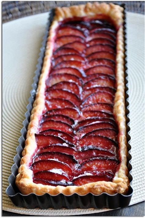 Rectangular tart pan = Plum tart | I eat it now? | Pinterest