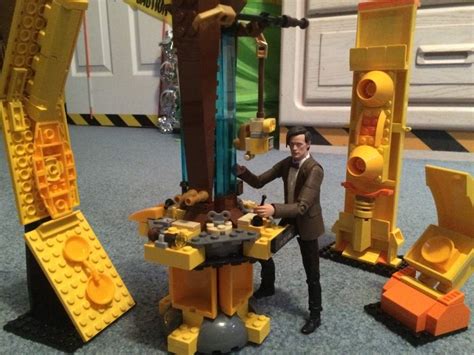 Lego 5.5" scale eleventh doctor tardis interior | Doctor Who Amino