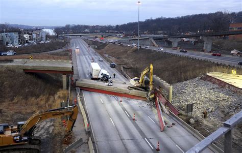 1 dead, 1 injured in Cincinnati overpass collapse - The Blade