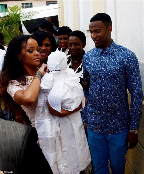 Rihanna bonds with baby cousin Majesty as she carries the tot to her ...