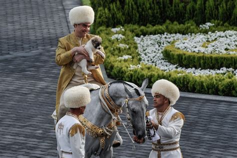 A workout, a horse ride, a song: a day in Turkmen leader's life | The Peninsula Qatar