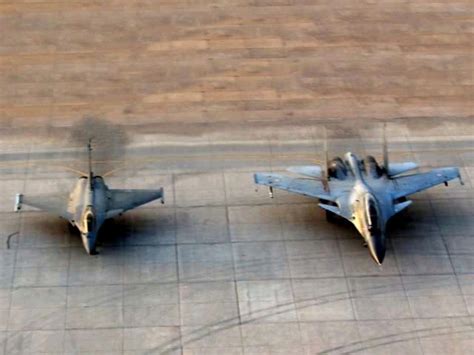 Size comparison of Dassault Rafale vs Su-30MKI : r/aviation