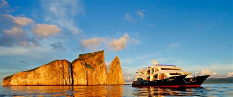 32 Small Ship Cruises in Gardner Bay, Galapagos - LiveAboard.com