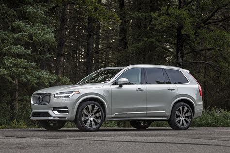 Volvo XC90 Plug-in Hybrid Snags Mid-Size Luxury SUV of Texas Award ...