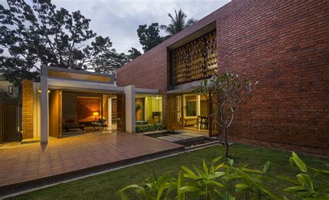 Gallery of Brick House / Architecture Paradigm - 8