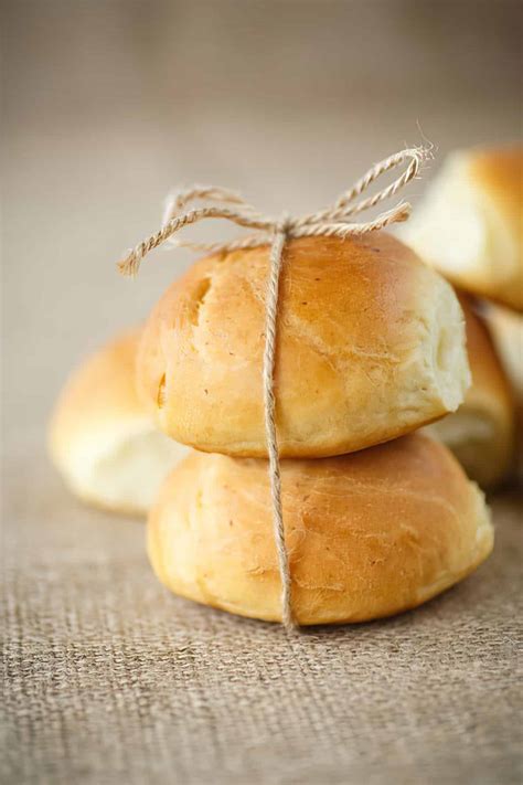 Homemade Bread Buns, Pigs in a Blanket | MissHomemade.com