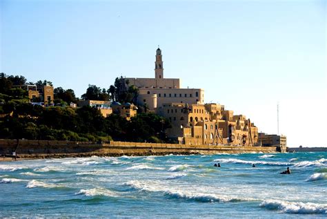 A Guide to Jaffa: Tel Aviv’s Hottest Area | Vogue