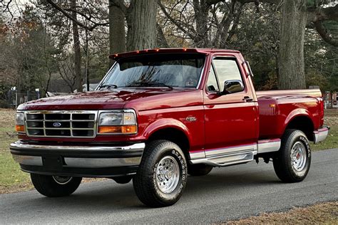 9k-Mile 1993 Ford F-150 XLT Flareside 4x4 for sale on BaT Auctions - sold for $34,500 on January ...