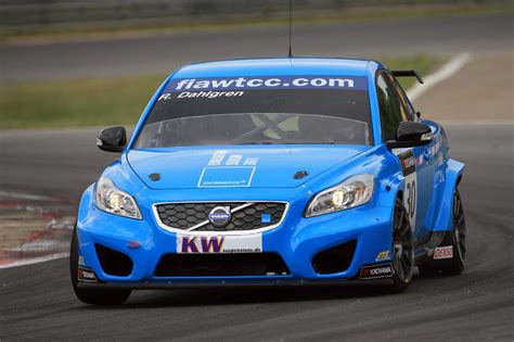 Volvo Polestar Racing Clinches First WTCC Points - autoevolution