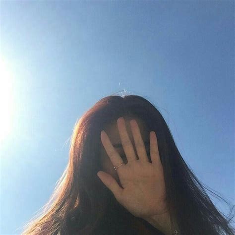 Gambar Orang Aesthetic Sad : 15+ Trend Terbaru Tumblr Gambar Aesthetic Sad Girl - Keep ...