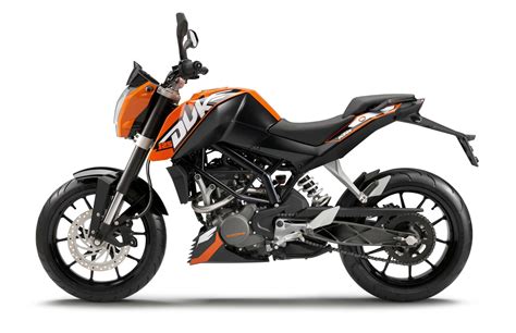 2011 KTM 125 Duke - The Bike Bajaj Built - Asphalt & Rubber