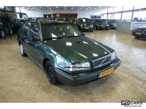 1994 Volvo 440 1.8 - Car Photo and Specs