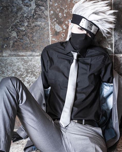 Suki on Instagram: “Good morning ladies ~ Kakashi seems in need of some help to dress up, or ...