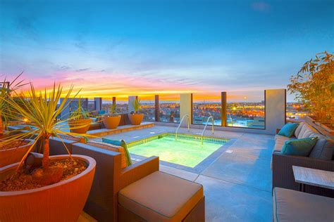 Rent an Apartment With a Rooftop Pool - Real Estate 101 - Trulia Blog