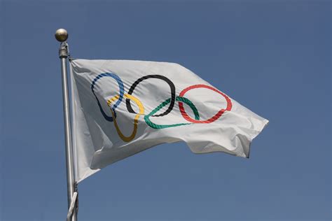 File:Olympic flag.jpg - Wikimedia Commons