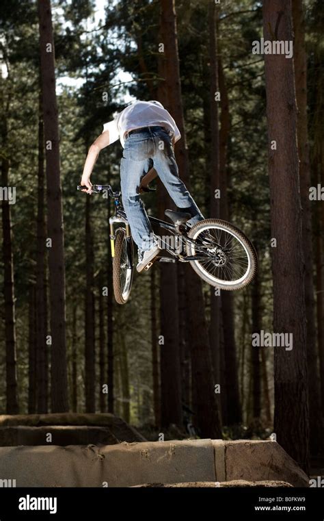 Mountain Bike Dirt Jump Trick High Resolution Stock Photography and ...