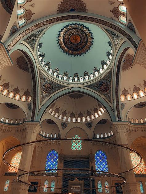 Interior Design of Camlica Mosque · Free Stock Photo