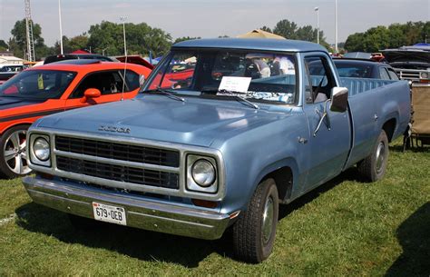 1979 Dodge D-100 Custom Sweptline pickup | Richard Spiegelman | Flickr