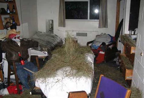 Outrageous College Dorm Pranks - Dose of Funny