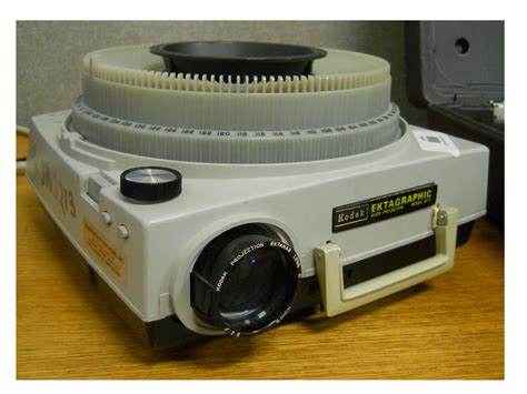 35 mm slide projector - meryluna