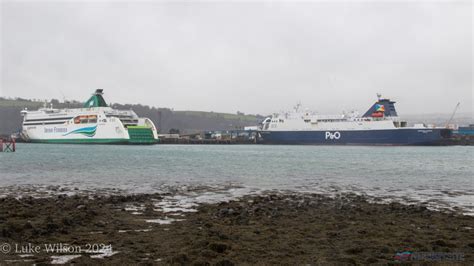 New Holyhead to Dublin ferry enters service - niferry.co.uk