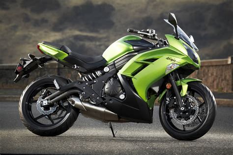 KAWASAKI NINJA 650R - kawasaki-ninja-650r_key_3.jpg