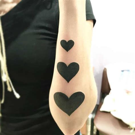 Top 99 Best Black Heart Tattoo Ideas - [2020 Inspiration Guide]