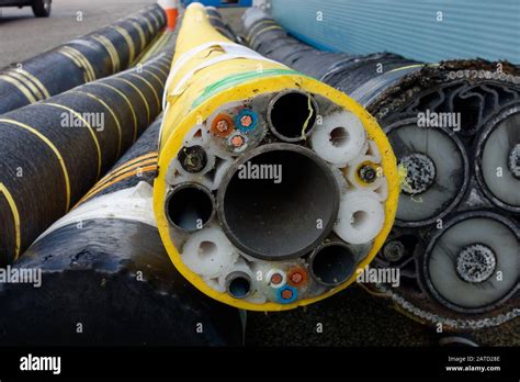 Submarine cable hi-res stock photography and images - Alamy