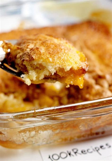 Easy Peach Cobbler Recipe | 100KRecipes