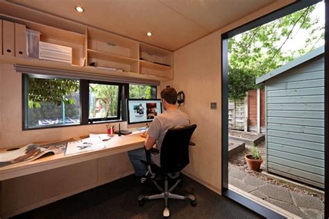 Contemporary Garden Office | in.it.studios | Archinect | Garden home office, Cabin office ...