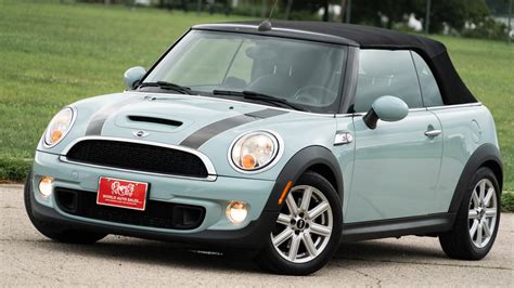 2014-mini-cooper-convertible52 | Car Dealership in Philadelphia