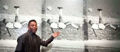 Pelé's Greatest Goals, the Famous 'Bicycle Kick' and a Life in Pictures