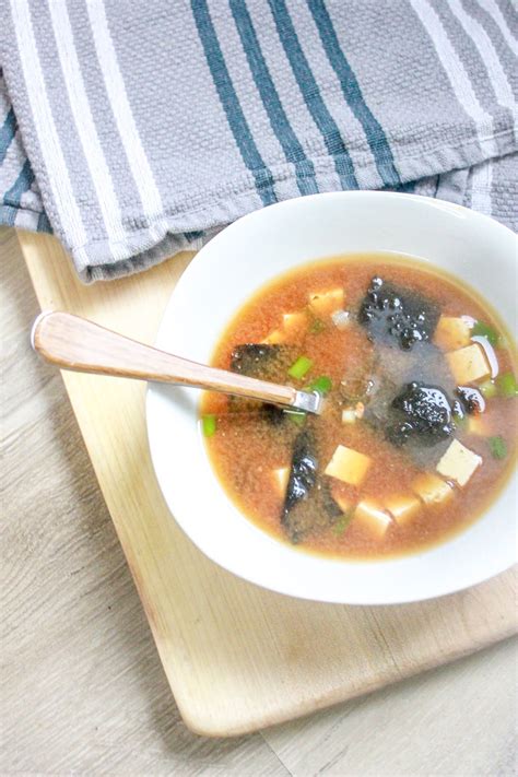 Easy Make-at-Home Miso Soup Recipe | To & Fro