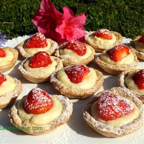 10 Best Mini Strawberry Tarts Recipes | Yummly