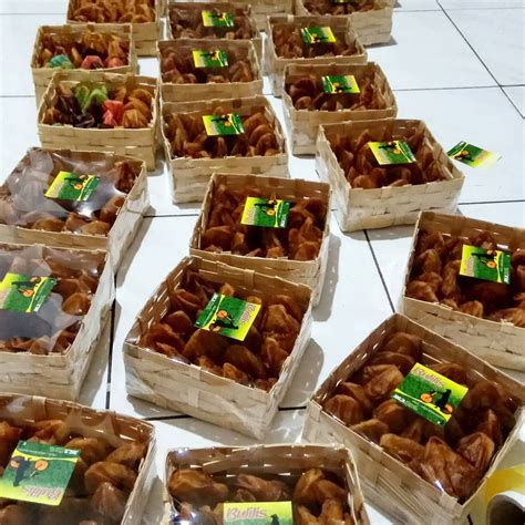 Jual Kue Burayot dadakan ori besek kecil BULiLiS (Burayot Amis Geulis) | Shopee Indonesia