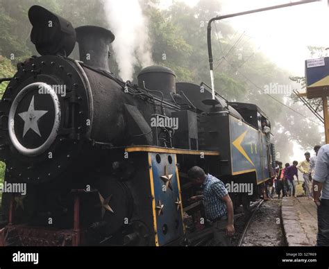 Ooty hill station hi-res stock photography and images - Alamy